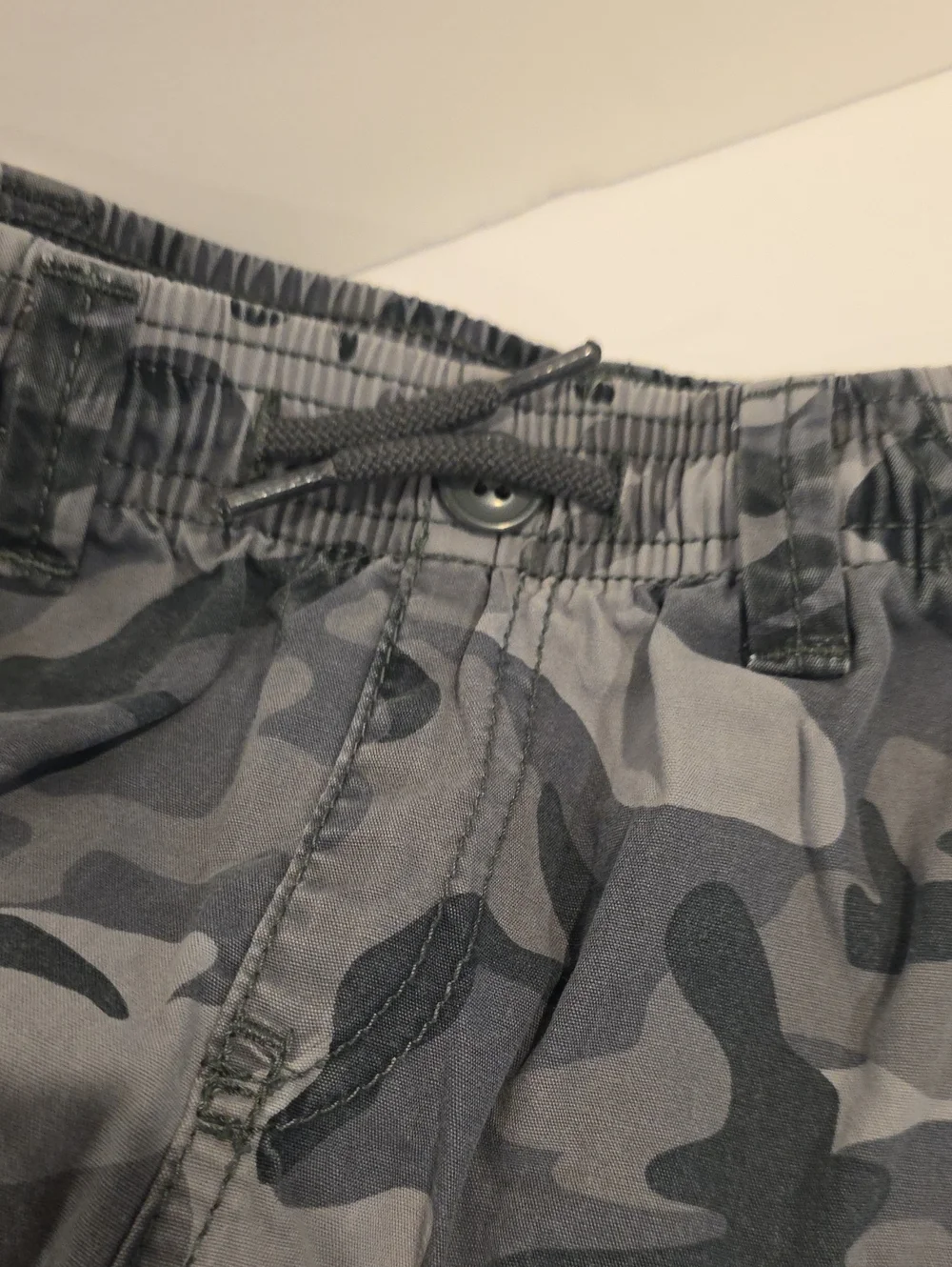 The Childrens Place 3t Kids Gray Camo Cargo Shorts